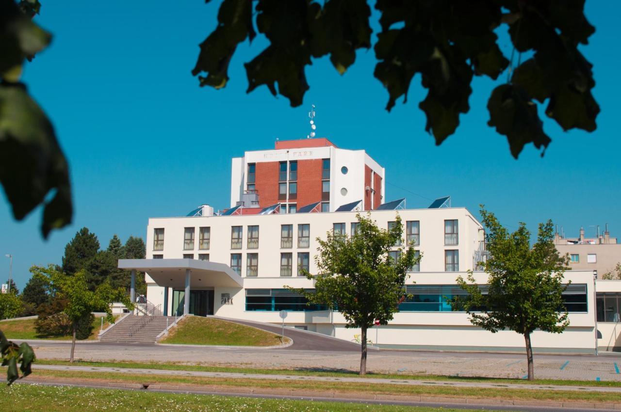Hotel Park Superior 3* Čakovec 외부 사진